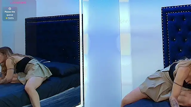 Juliieta_gray's cam snapshot