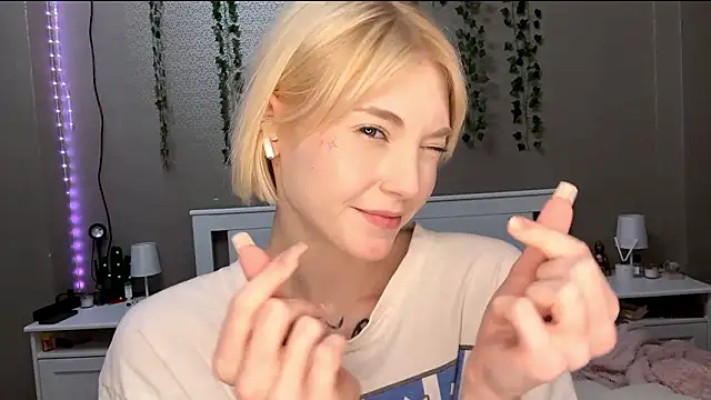 LlsabethHaze's cam snapshot