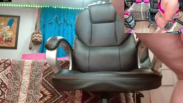 Tyffanny-Evans live sex cam