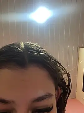 honey_luminair's cam snapshot