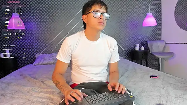 Evie_demn's cam snapshot