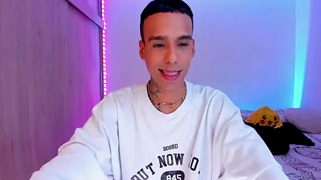 Damianwhite live sex cam