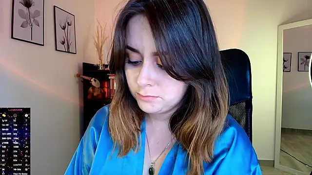 miss_seline's cam snapshot