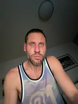 FckbbOy live sex cam