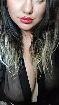 LarissaQuinn live sex cam