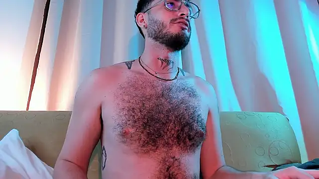 axel_giracr live sex cam