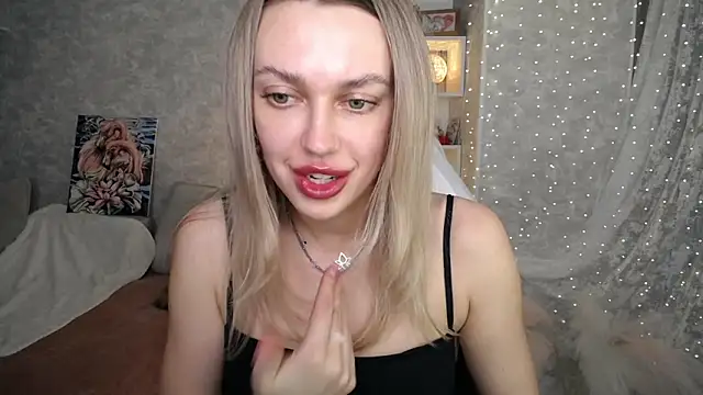 NickyAdamidi's cam snapshot