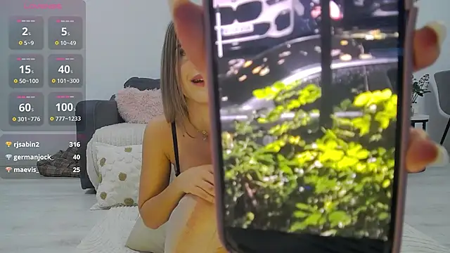 EmmaWil's cam snapshot