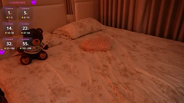 Lilly_Colins's cam snapshot