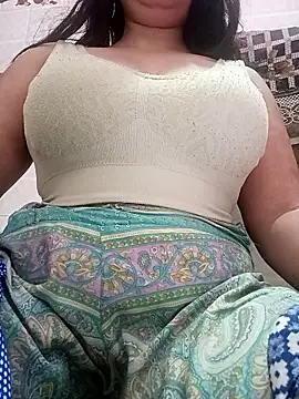 cute-mahek's cam snapshot