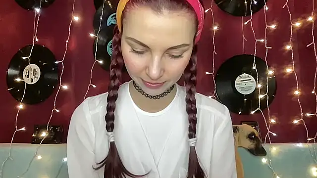 Musicalgirl's cam snapshot