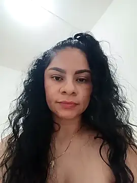 luna_pinky's cam snapshot