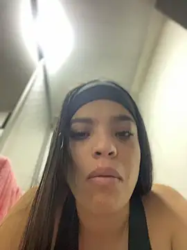 JuanitaMore01 live sex cam