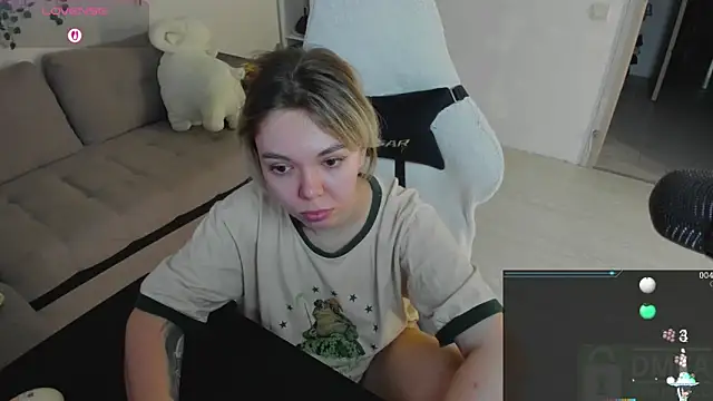 SpecterGirl's cam snapshot