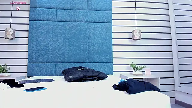 SilvanaDuran's cam snapshot