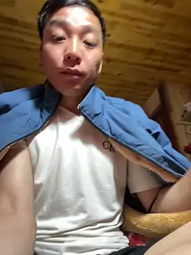 huyenbaby11 live sex cam