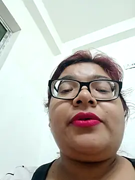 Elie_Hallway's cam snapshot