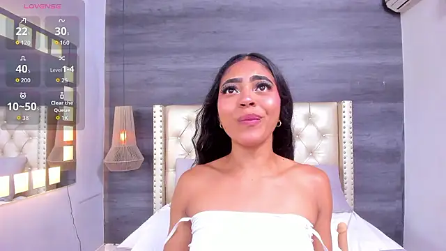 Charlothe_01's cam snapshot