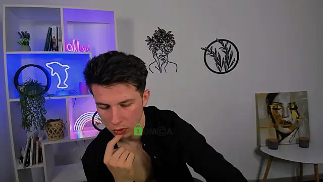 leo_valor's cam snapshot