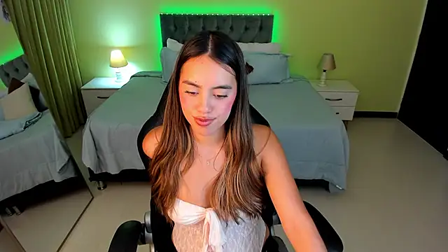 _Charlotte_evans_1 live sex cam