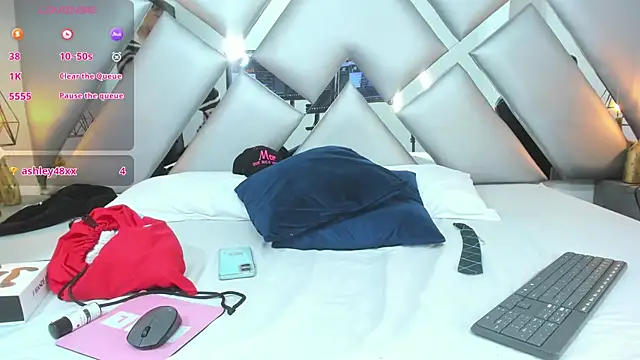 TREVORDONSON's cam snapshot