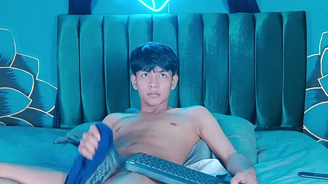 Liam_Sinclair's cam snapshot