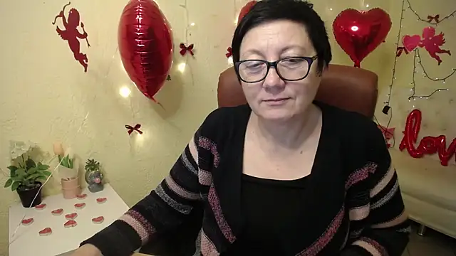 EmilyL0ve's cam snapshot