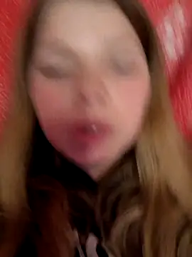 Zuli_Kiska live sex cam