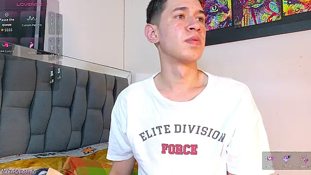 Twink_daren's cam snapshot