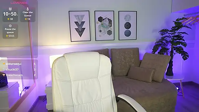 EmilyTurneer's cam snapshot