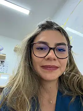 alicee16 live sex cam