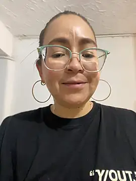 alisbloom live sex cam