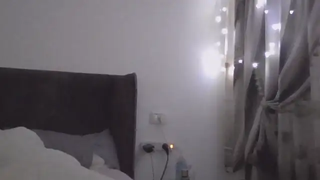 maayanlevi2 live sex cam