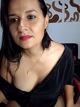 elena_jonees live sex cam