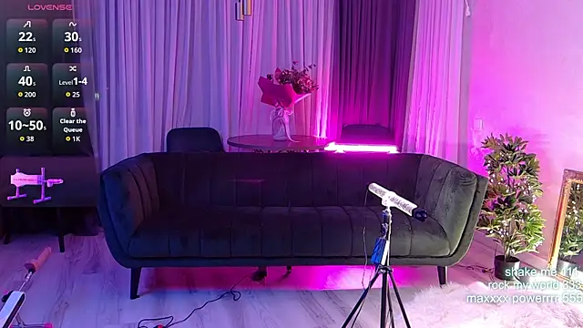 CutiePie69__ live sex cam