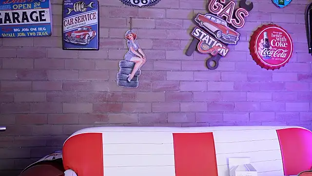 miss_collins live sex cam