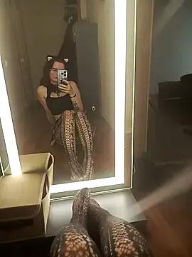 Persefoha's cam snapshot