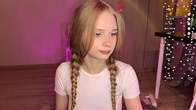 lisa_barbie's cam snapshot