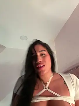 Bella__Wood live sex cam