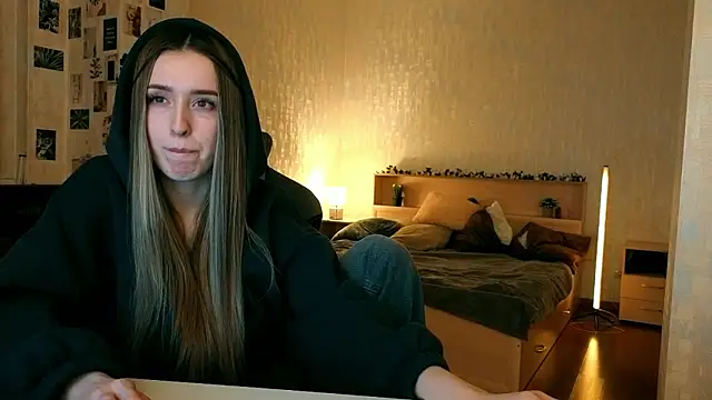 yourrdanceteacher's cam snapshot