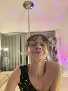 Chris06d22@xh's cam snapshot