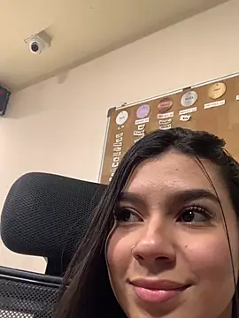 AlyssaRay's cam snapshot