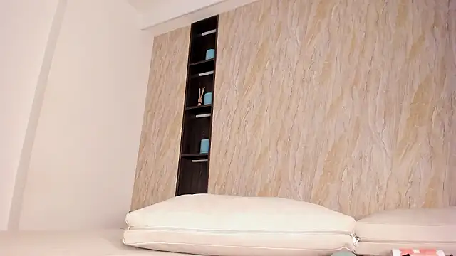 ayla_velt's cam snapshot