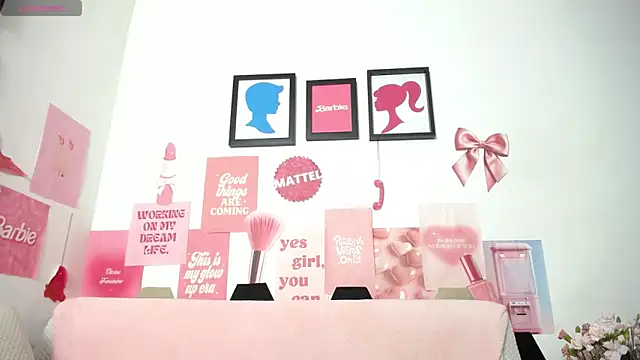 Lili_mdls's cam snapshot