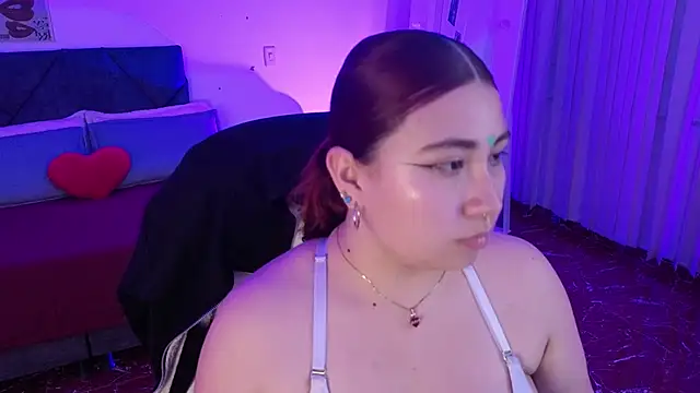 littlee_red's cam snapshot