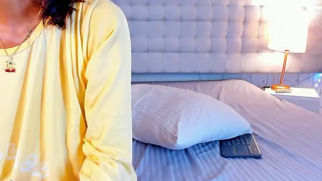 AlexiiaBrown's cam snapshot