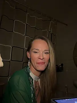 vinique99's cam snapshot