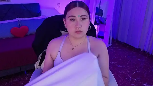 littlee_red's cam snapshot