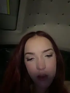 Daddyslut2_0 live sex cam