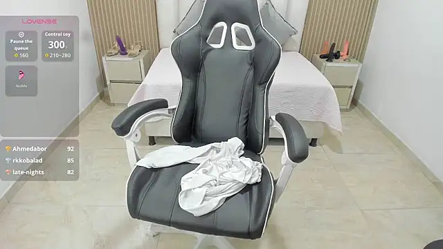 Aziz_daud live sex cam